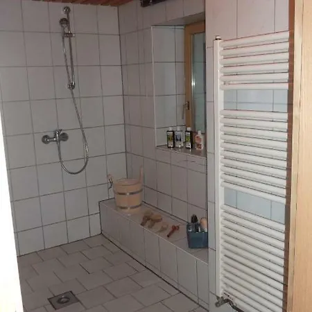 Lyhs Apartman *