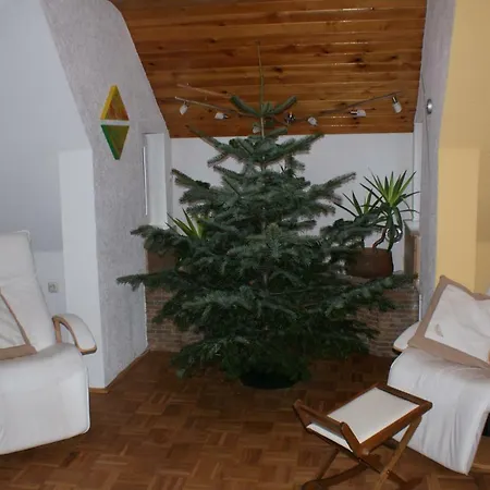 Apartment Lyhs *