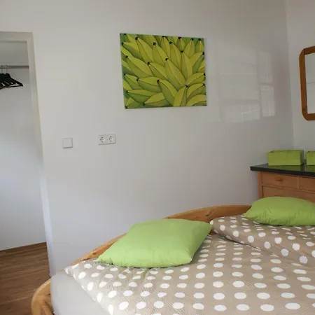 Apartment Lyhs *
